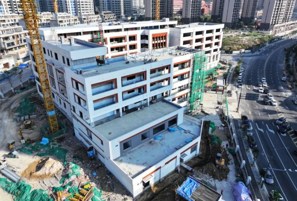 南安市區這所中學迎來改擴建，增設24個班級并建地下通道連接新老校區